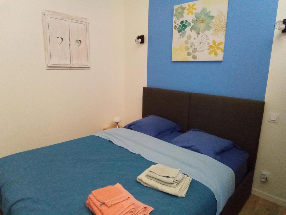 Gite La Petite Maison Montournais Ngoại thất bức ảnh