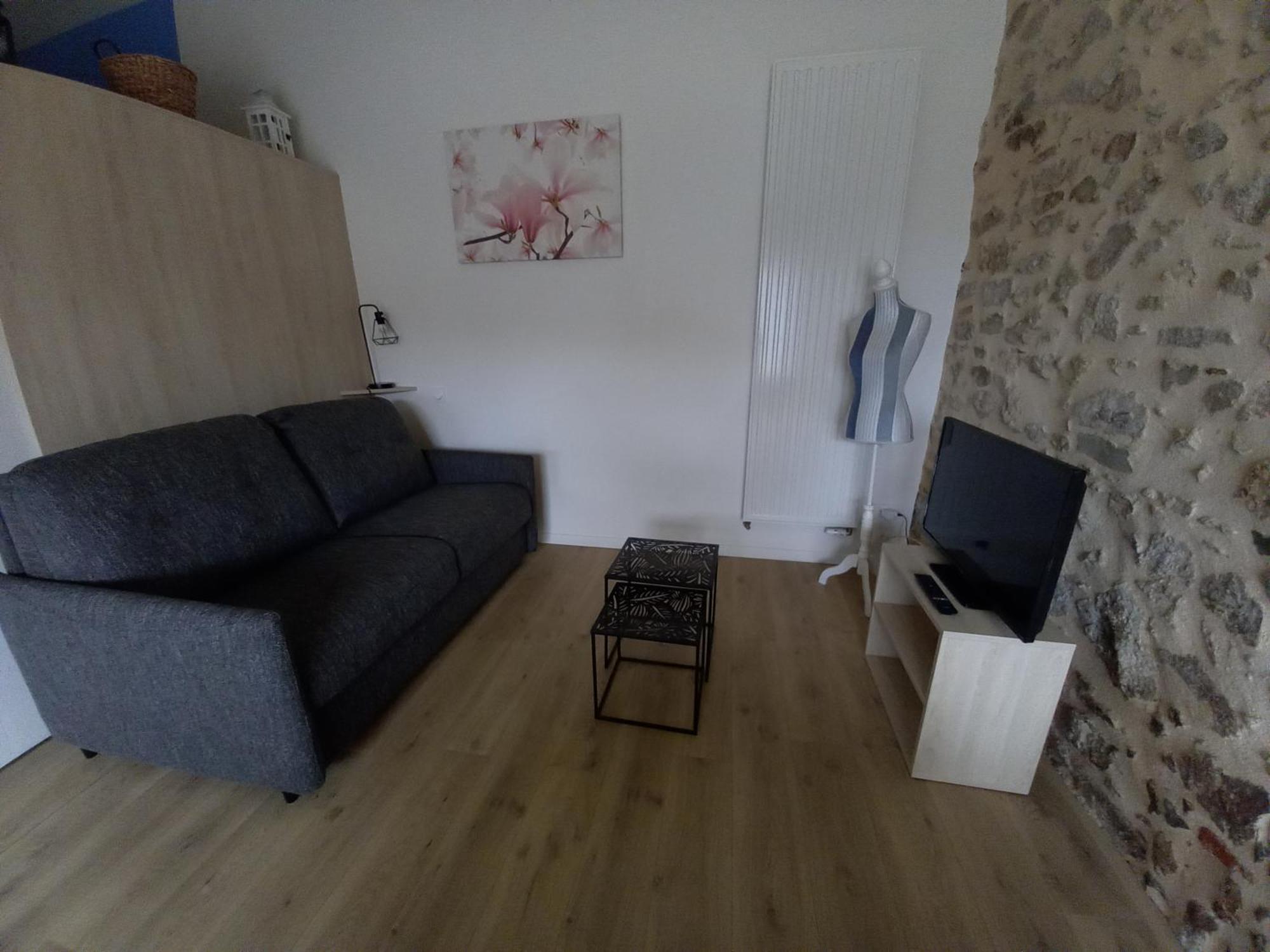 Gite La Petite Maison Montournais Ngoại thất bức ảnh